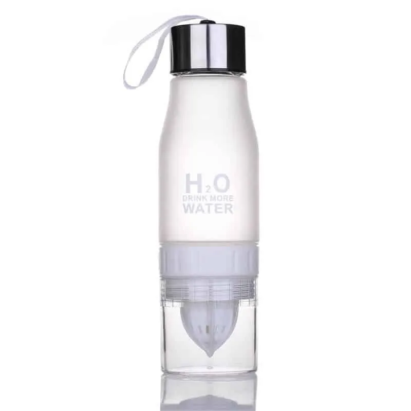 Multifunctional Sports Eco-Friendly Plastic Water Bottle with Juicer