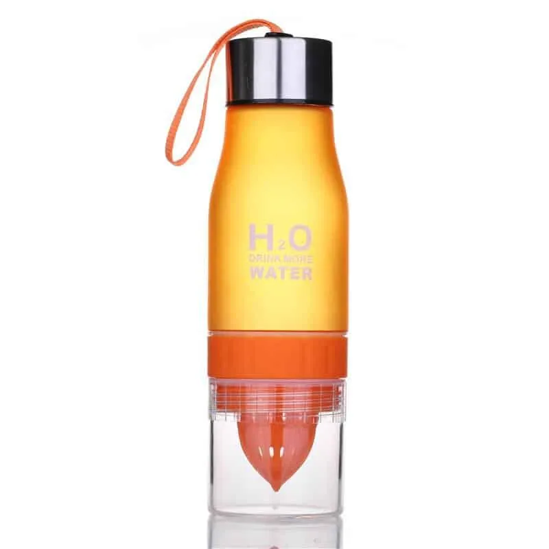 Multifunctional Sports Eco-Friendly Plastic Water Bottle with Juicer